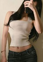 Korean petite escort Won Sun