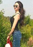 petite Hyun Sun escort