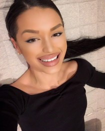 Loria naughty girl