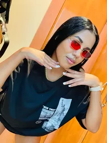 Escort Nayan 48887066455 with black hair