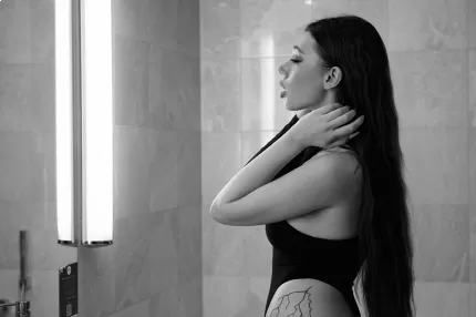 Escort Lilit 447570457574 with brown hair