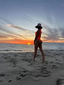 Bonnie B escort available in Perth