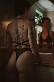 Australian escort Max Fae