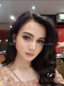 Malaysian escort Amina