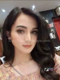 Amina C bust size Natural