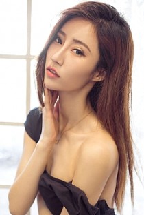 JI YOO escort available in Tokyo