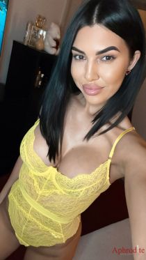 Amanda 300 GBP per hour