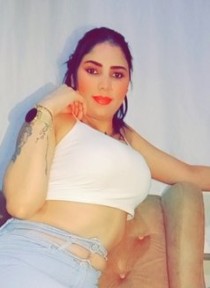 Escort raziya khatoon with blonde hair