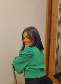 emira escort available in Istanbul