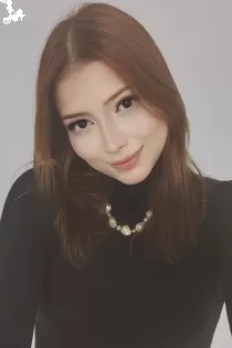 Byrona B bust size Natural