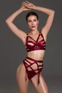 Sindetta escort available in London