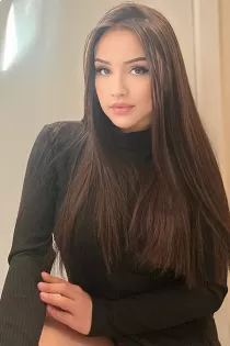 Adallyn 350 GBP per hour