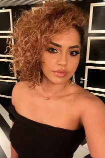 Beatriz escort available in London