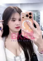 teen Boomerang escort