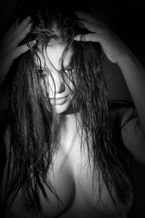 Melanie 30 years old girl
