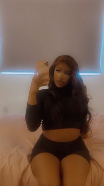 Courtney escort available in Kingston Upon Hull