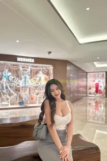 Mira C bust size Natural