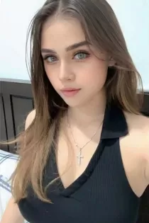 Alia C bust size Natural