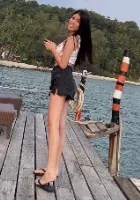 semmer-bangkok bisexual girl