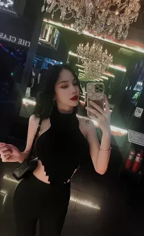 VIP escort yuri D bust size Silicone