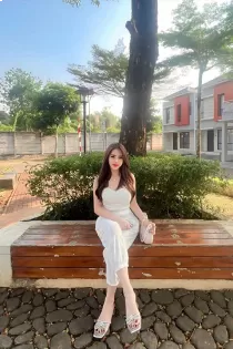 Faridah escort available in Cheras