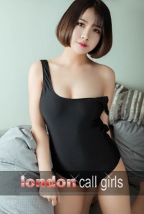 Willa C bust size Natural