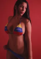 Spanish brunette escort Lucia 34608864696