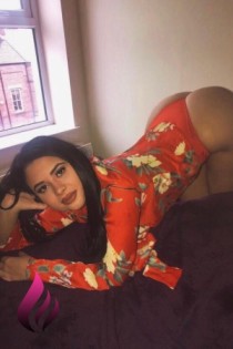 Nicole D bust size 