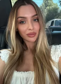 Kate escort available in London