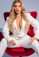 Spanish blonde escort Dasha