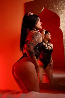 Wendy escort available in Munchen