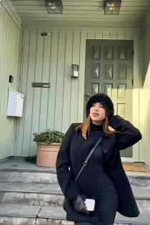 Evie escort available in Munchen