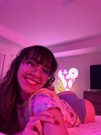 Escort OLIVIA ESCORTE GIRL with blonde hair